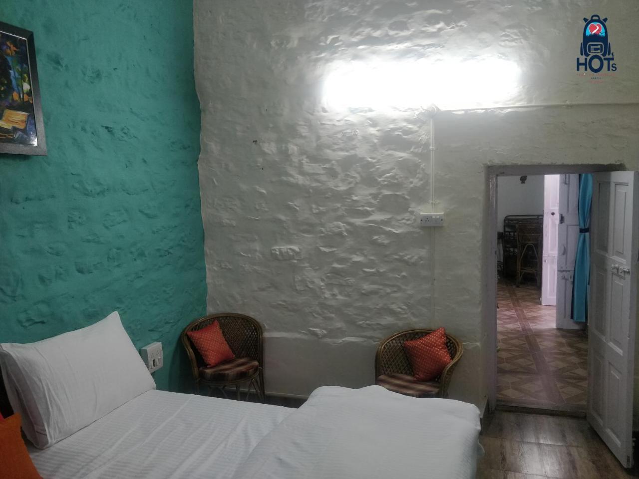 Hots Nainital Hostel Patwa Dunga Bagian luar foto